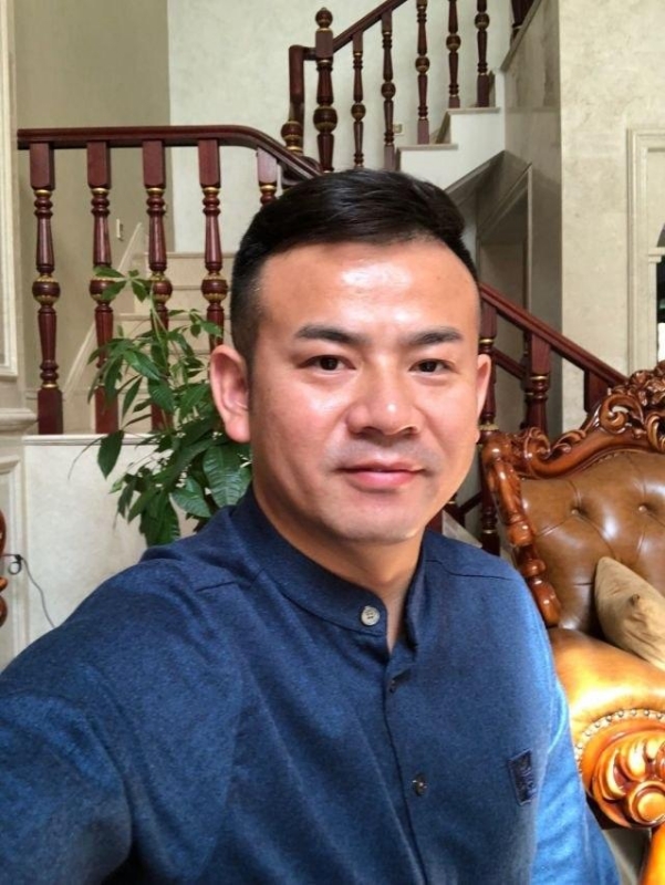 许你一笔墨的第二张照片--岳阳相亲服务中心