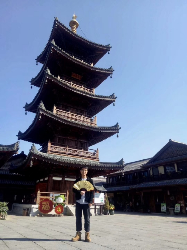流浪共和的第二张照片--岳阳相亲服务中心