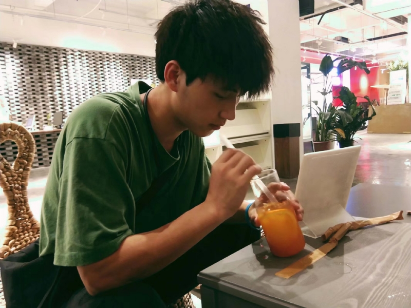 一花一世界的第二张照片--岳阳相亲服务中心