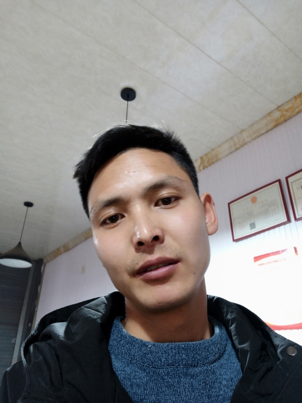 huihui的第一张照片--岳阳相亲服务中心