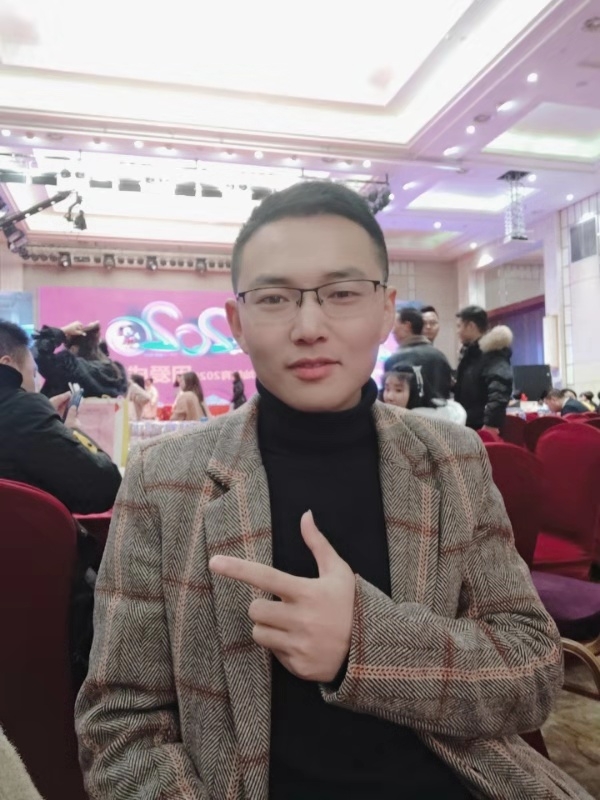 遇见不一样的自己的第一张照片--岳阳相亲服务中心