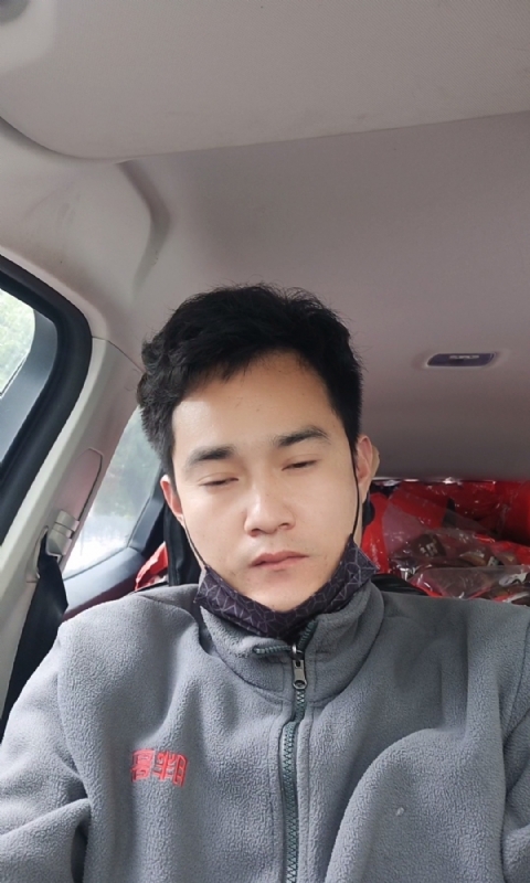 冷锋的第一张照片--岳阳相亲服务中心