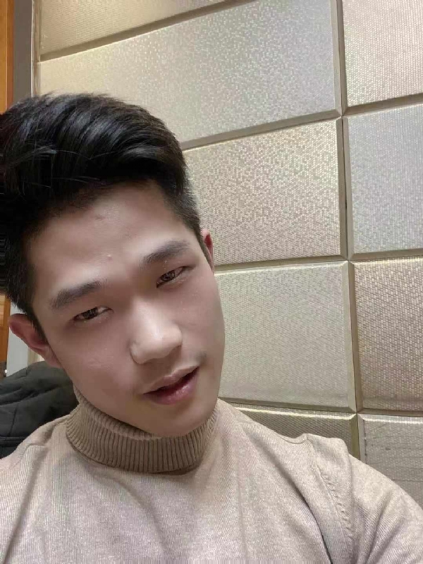 南墙的第一张照片--岳阳相亲服务中心