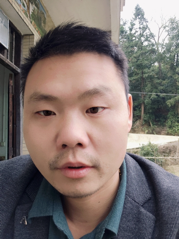 曾小焱的第一张照片--岳阳相亲服务中心