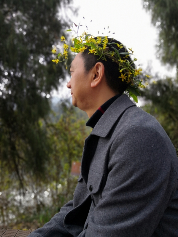 小白杨的第一张照片--岳阳相亲服务中心