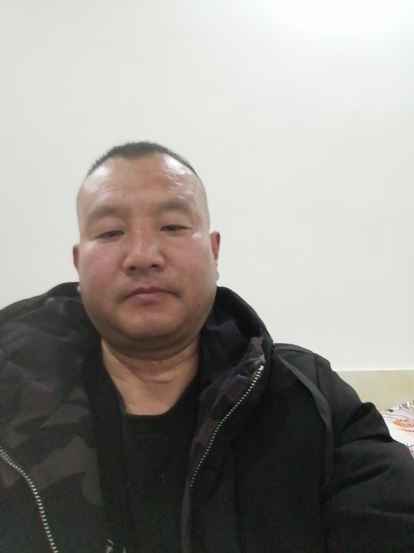 肖小江的第一张照片--岳阳相亲服务中心
