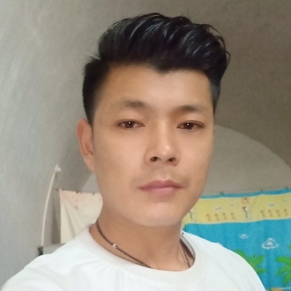 啊锋的第一张照片--岳阳相亲服务中心