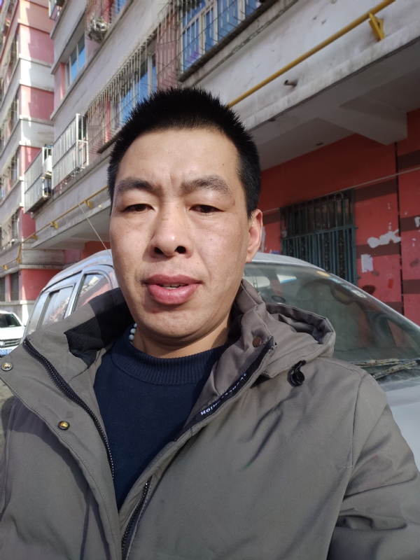 华哥的第一张照片--岳阳相亲服务中心