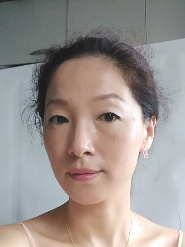 彼岸花的第一张照片--岳阳相亲服务中心
