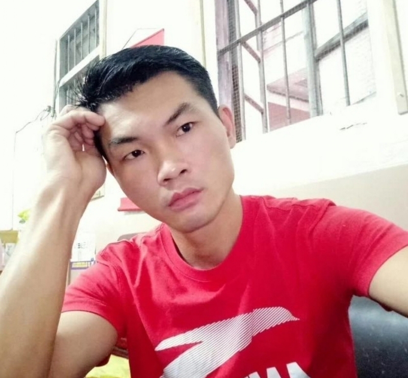 英俊的台灯的第一张照片--岳阳相亲服务中心