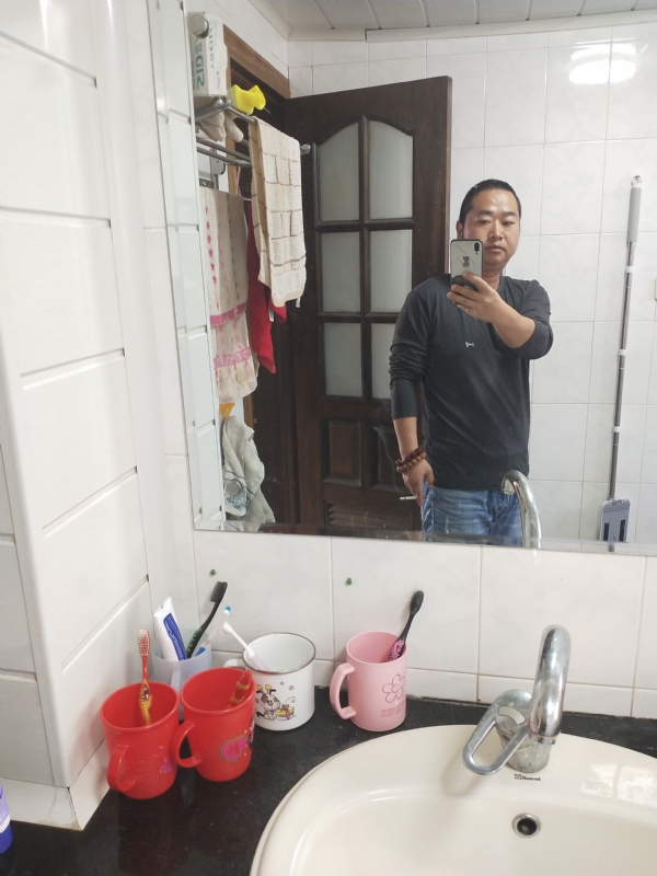 半世人间的第二张照片--岳阳相亲服务中心