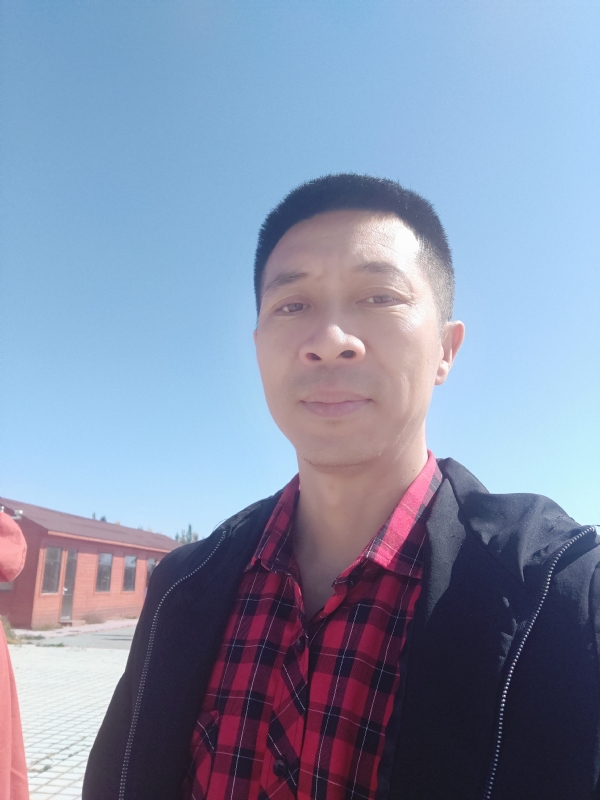 风滚草的坚持的第一张照片--岳阳相亲服务中心