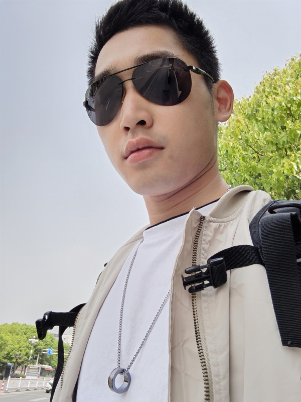 残花落陌,的第一张照片--岳阳相亲服务中心