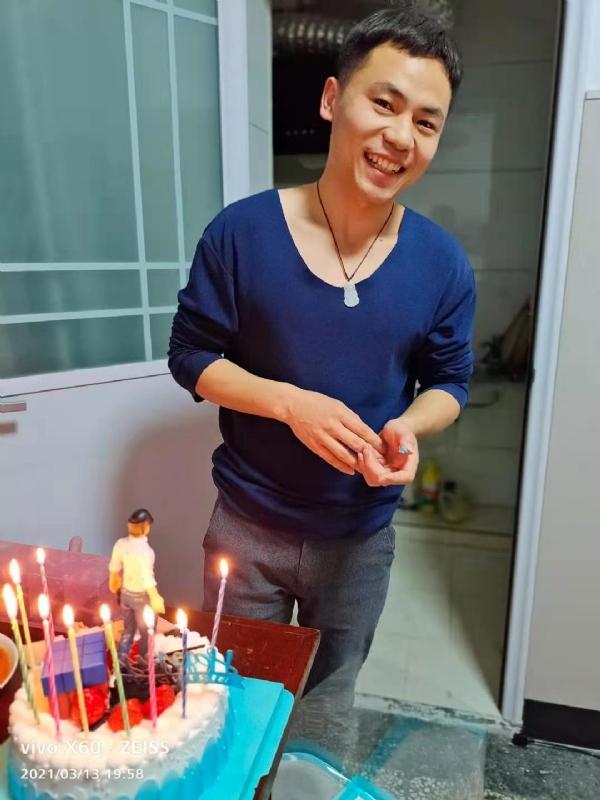 找结婚对象的第一张照片--岳阳相亲服务中心