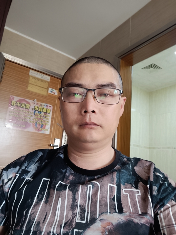 心梦无痕的第一张照片--岳阳相亲服务中心