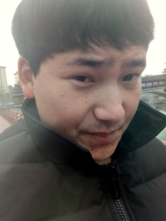 侗族青年作家超超的第二张照片--岳阳相亲服务中心