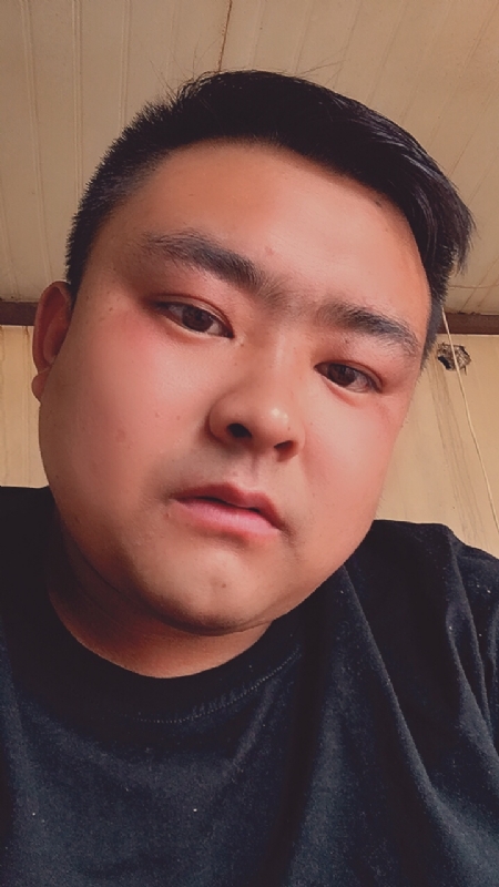 爱我所爱的第一张照片--岳阳相亲服务中心