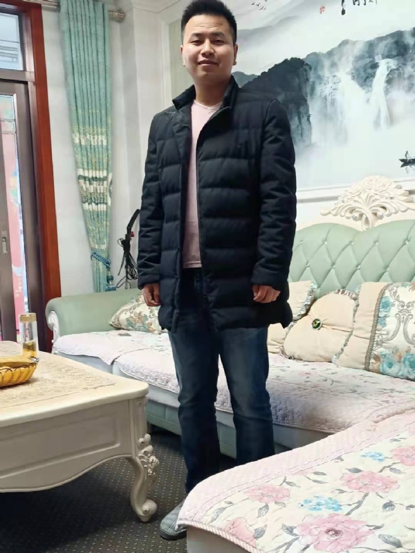 为爱奋斗的第一张照片--岳阳相亲服务中心