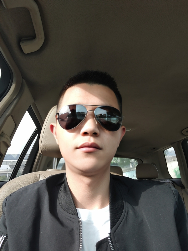 葛先生的第一张照片--岳阳相亲服务中心
