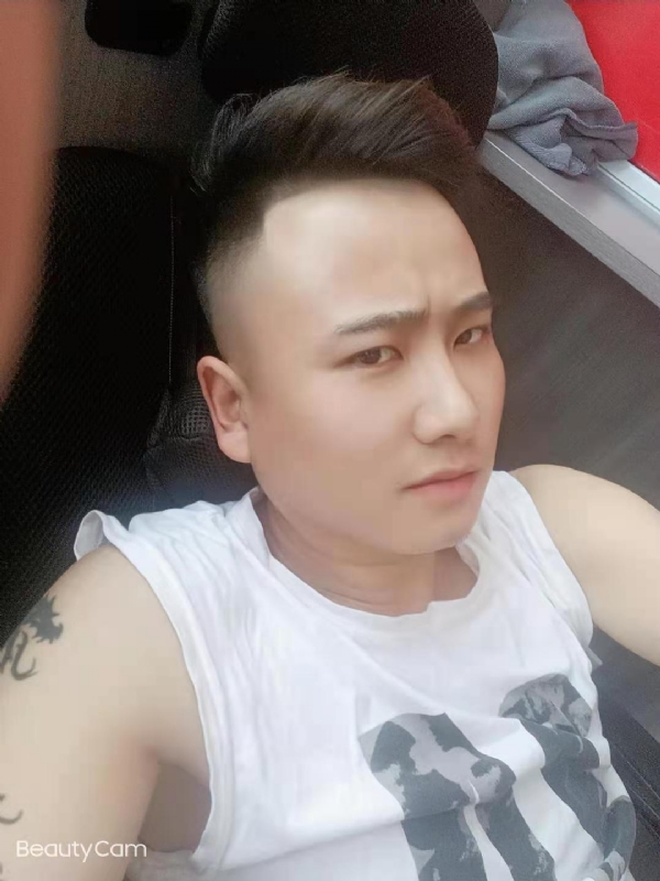 上善若水的第二张照片--岳阳相亲服务中心
