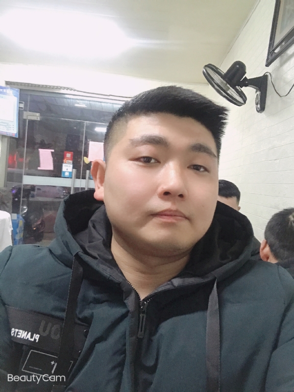 回忆是个小孩的第一张照片--岳阳相亲服务中心