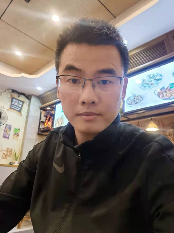 奔向幸福的第二张照片--岳阳相亲服务中心