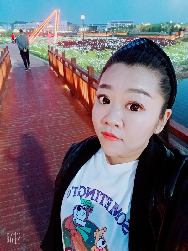 孙晓雪的第一张照片--岳阳相亲服务中心