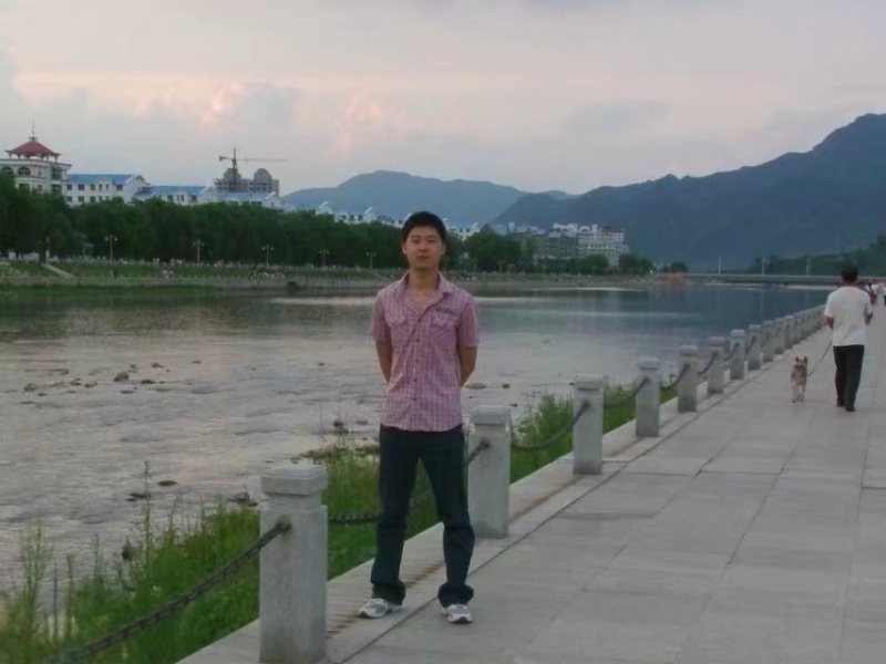 王王的第一张照片--岳阳相亲服务中心