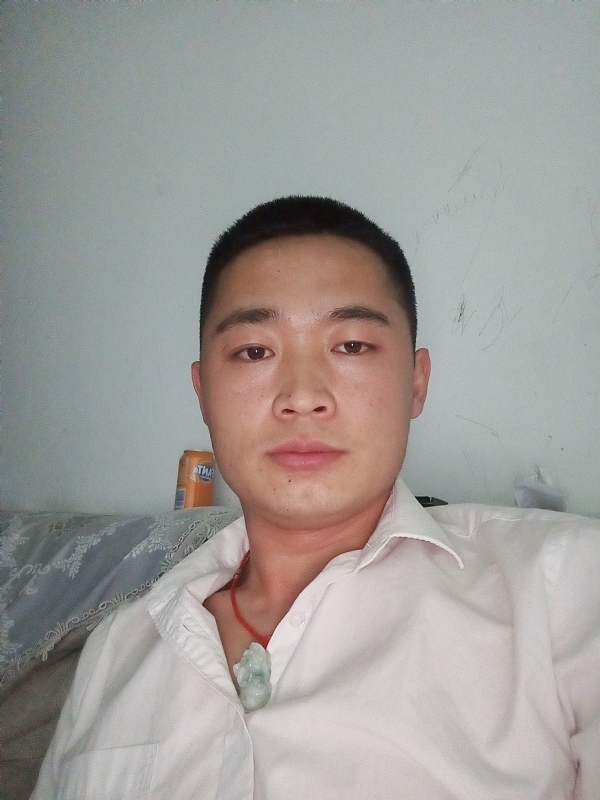 也许太年轻的第一张照片--岳阳相亲服务中心