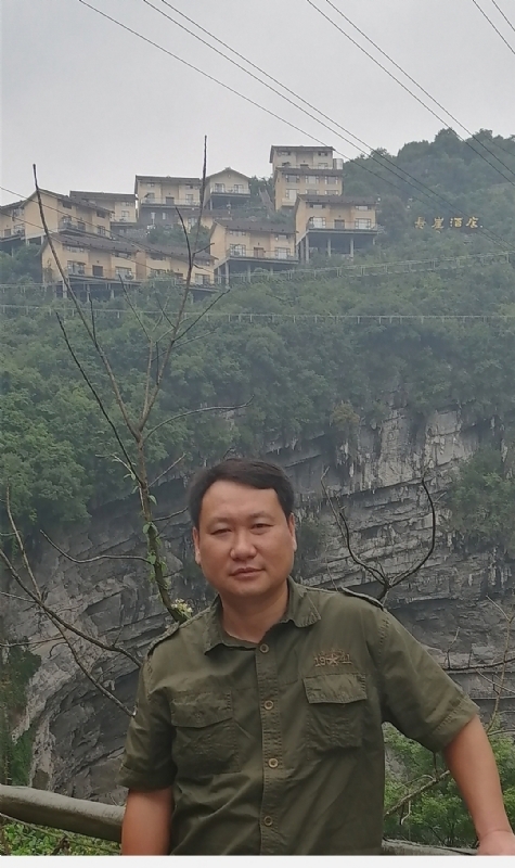 迷彩人生的第一张照片--岳阳相亲服务中心