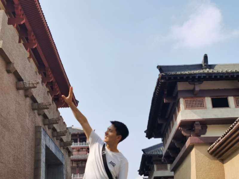 咸鱼不闲的第一张照片--岳阳相亲服务中心