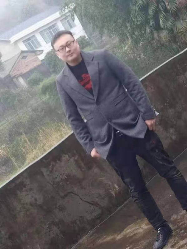 冰城的第一张照片--岳阳相亲服务中心