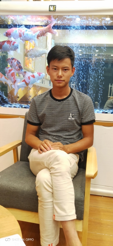 长情橙子的第一张照片--岳阳相亲服务中心