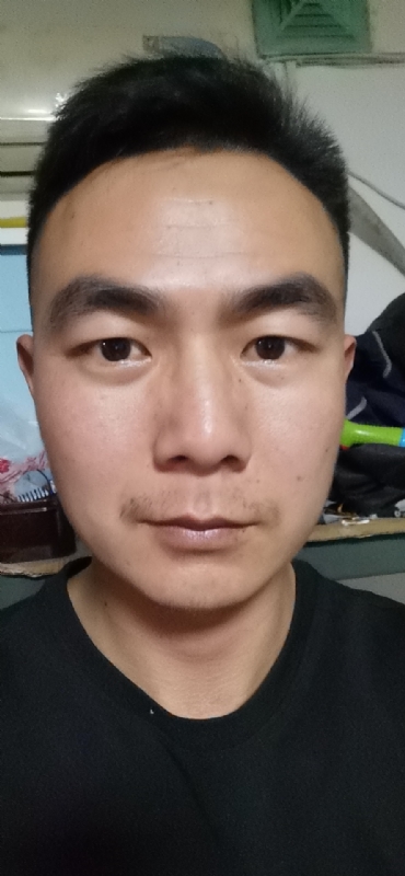 朴实无华的第一张照片--岳阳相亲服务中心