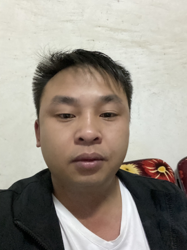 啊呜的第一张照片--岳阳相亲服务中心