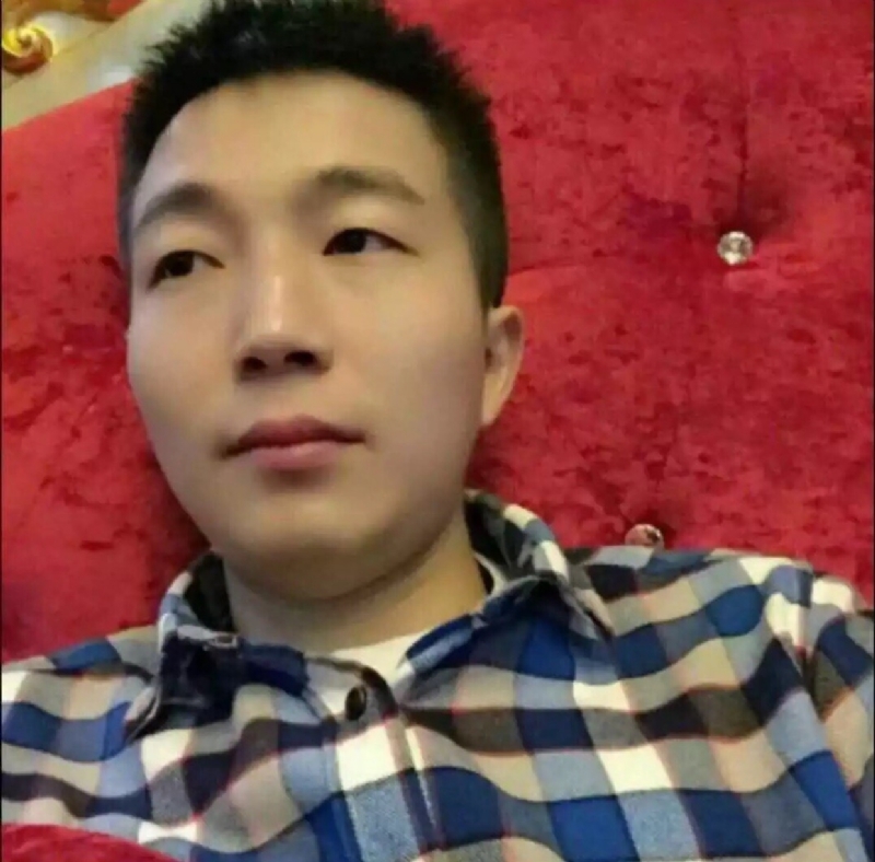 崩塌的信仰的第一张照片--岳阳相亲服务中心