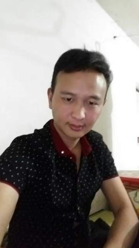 机械师的第一张照片--岳阳相亲服务中心