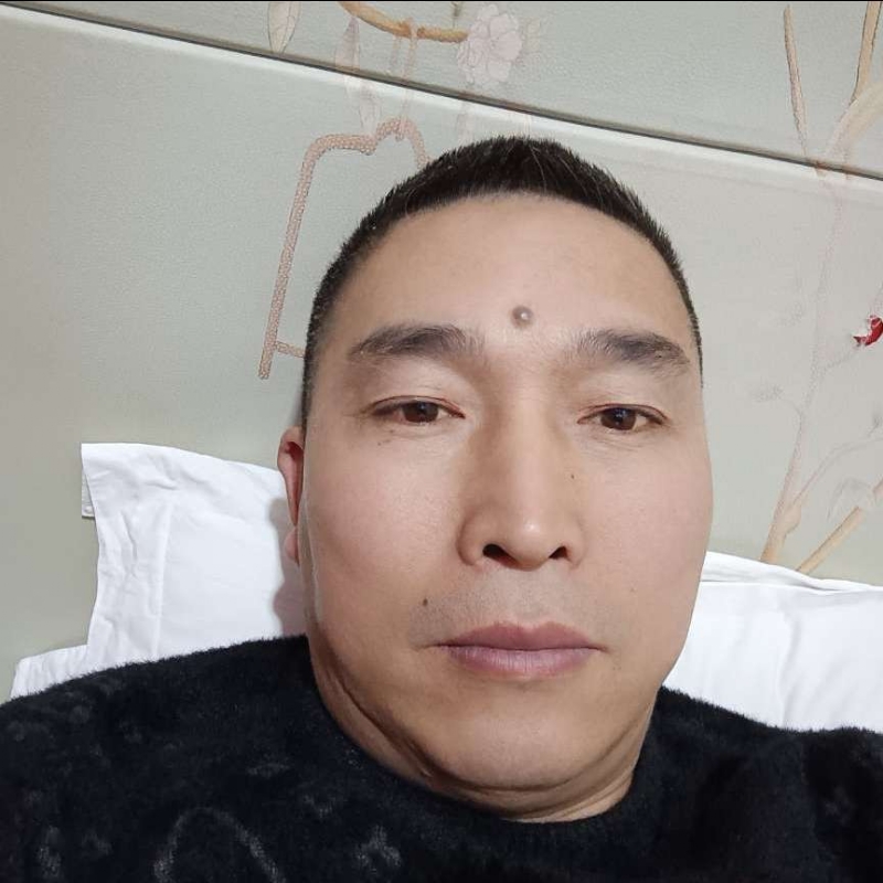 痴情男的第一张照片--岳阳相亲服务中心