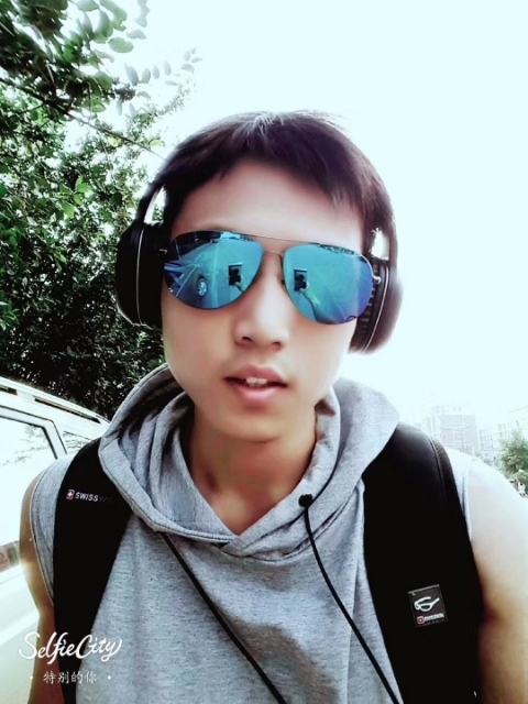 失意的人的第一张照片--岳阳相亲服务中心