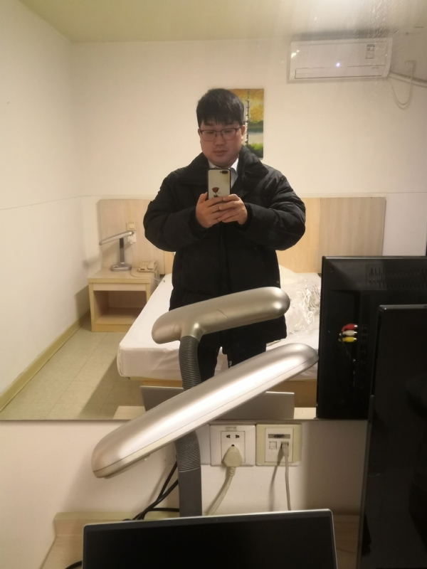 胡先生的第二张照片--岳阳相亲服务中心
