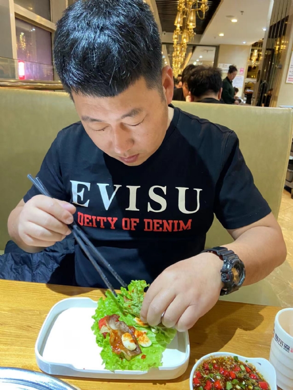 砒霜的第一张照片--岳阳相亲服务中心