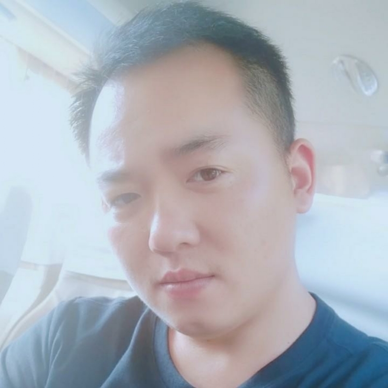荒漠°的第一张照片--岳阳相亲服务中心