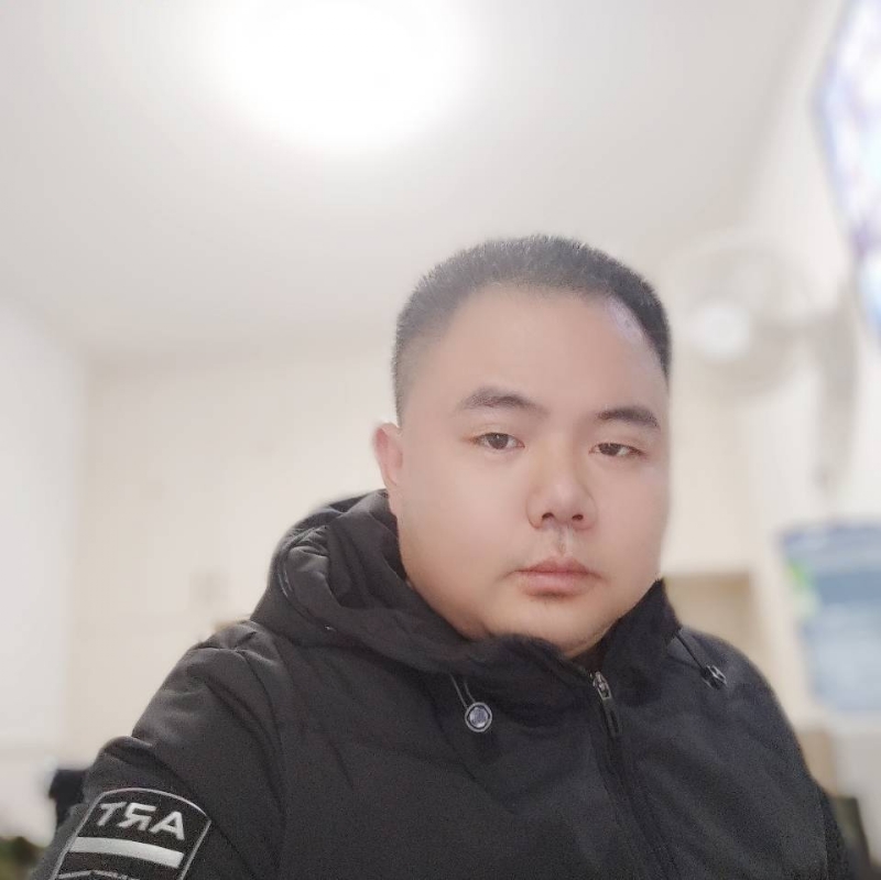 珍惜眼前人的第一张照片--岳阳相亲服务中心
