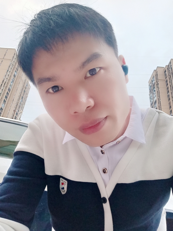 雨霁月清风的第一张照片--岳阳相亲服务中心