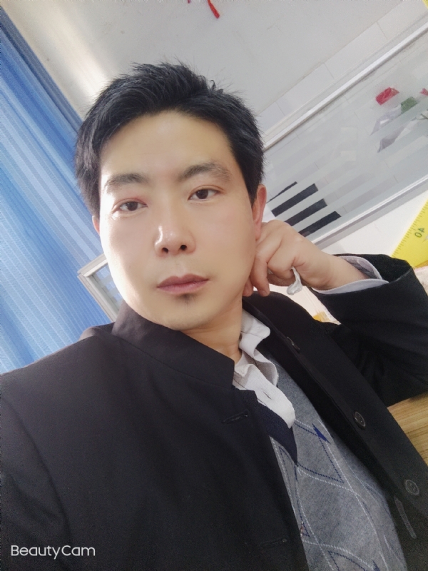铜豌豆的第一张照片--岳阳相亲服务中心