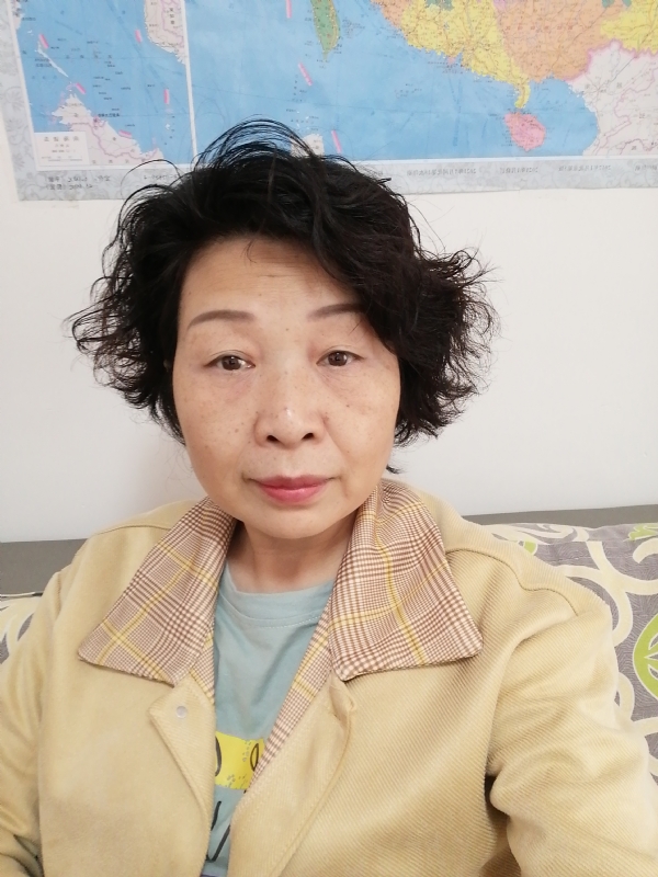 香水百合的第一张照片--岳阳相亲服务中心