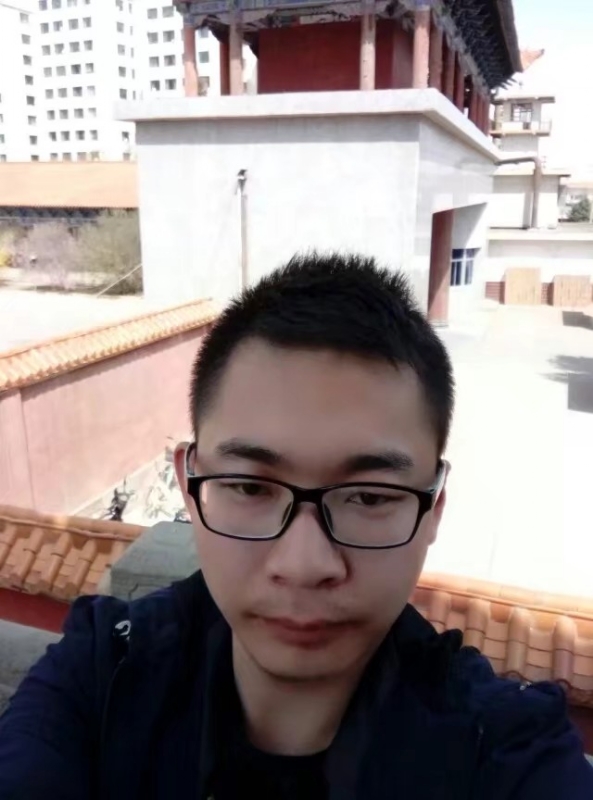 龙在天的第一张照片--岳阳相亲服务中心
