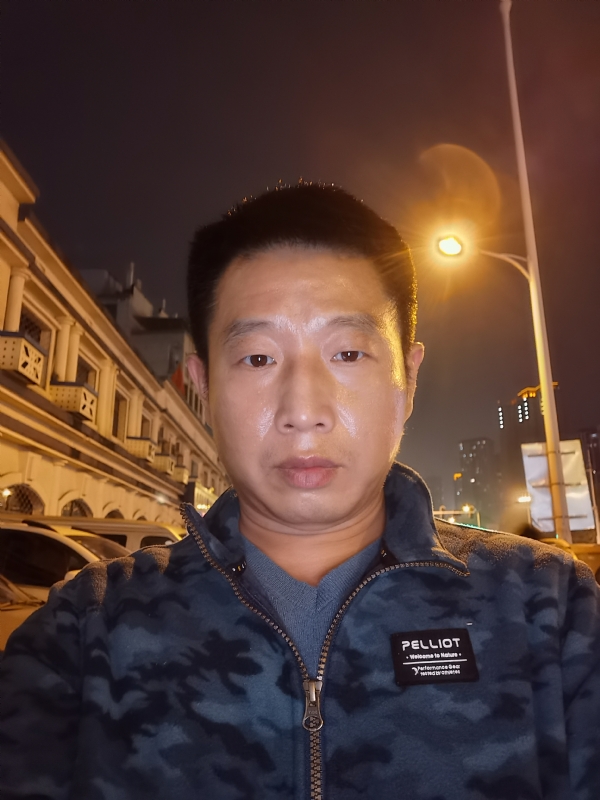 偷偷说的第一张照片--岳阳相亲服务中心