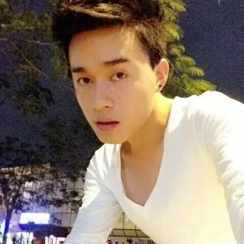爱与不爱的第一张照片--岳阳相亲服务中心