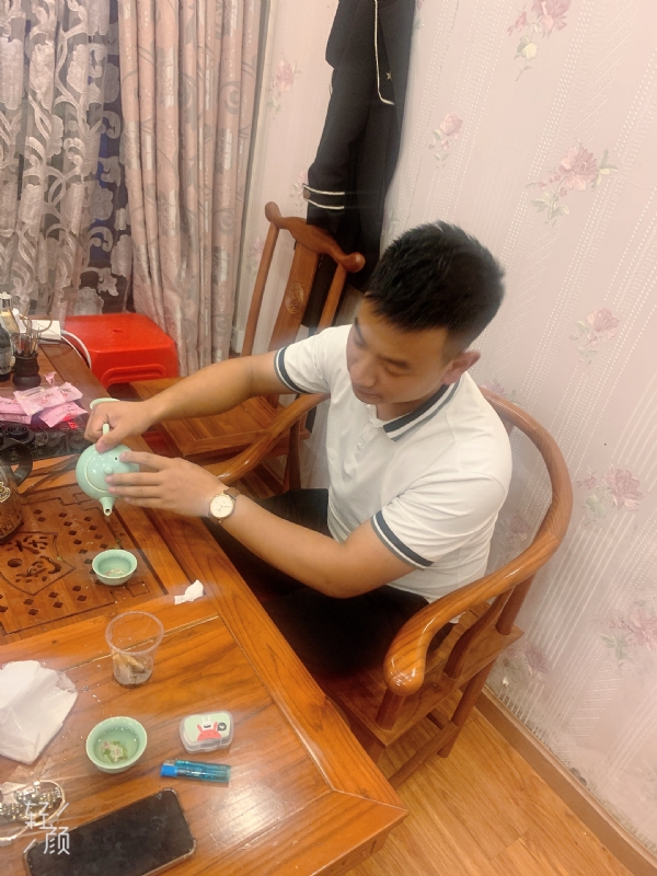 古有风琴的第一张照片--岳阳相亲服务中心